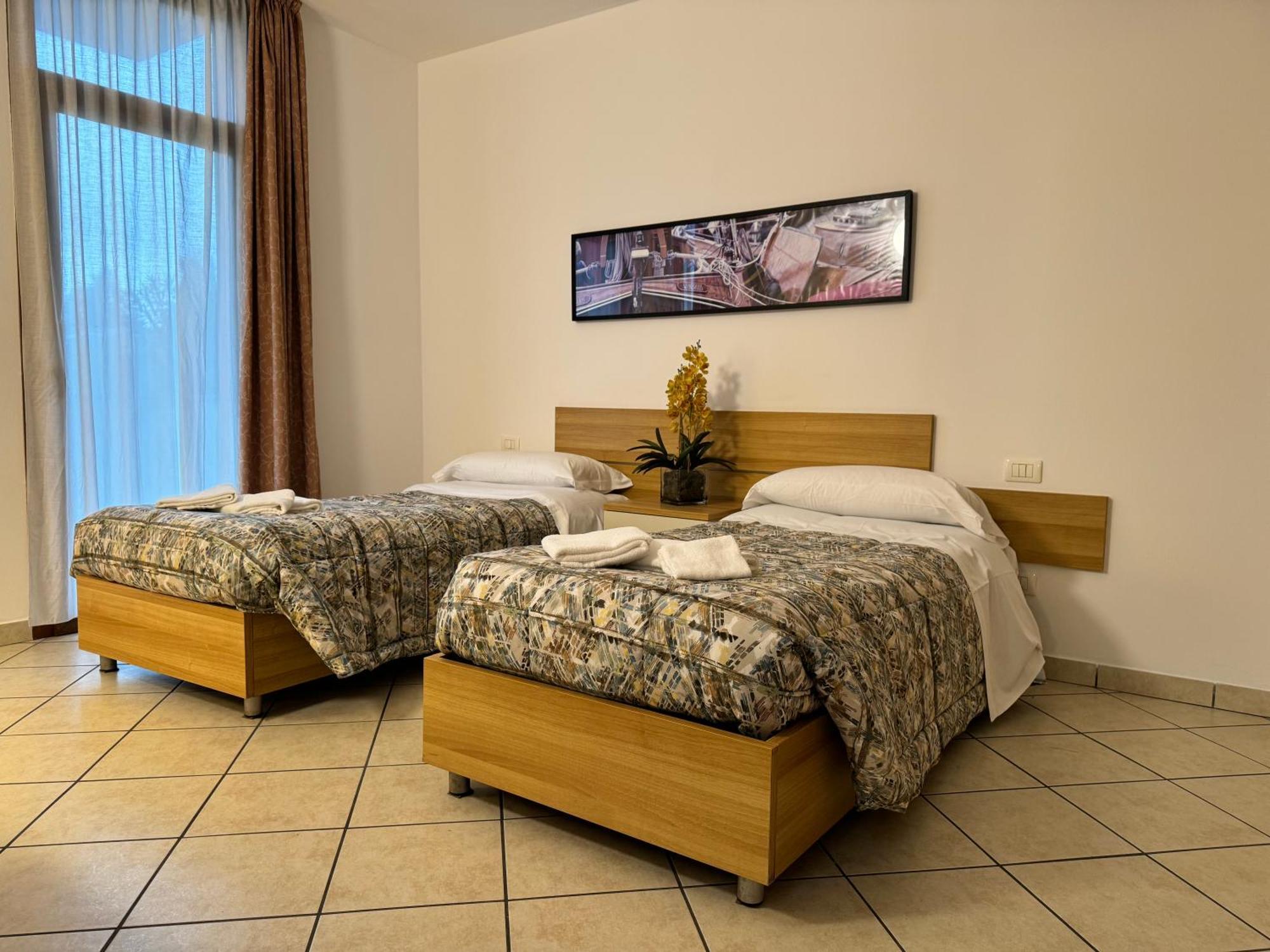 Residence Malpensa 索马伦巴多 外观 照片