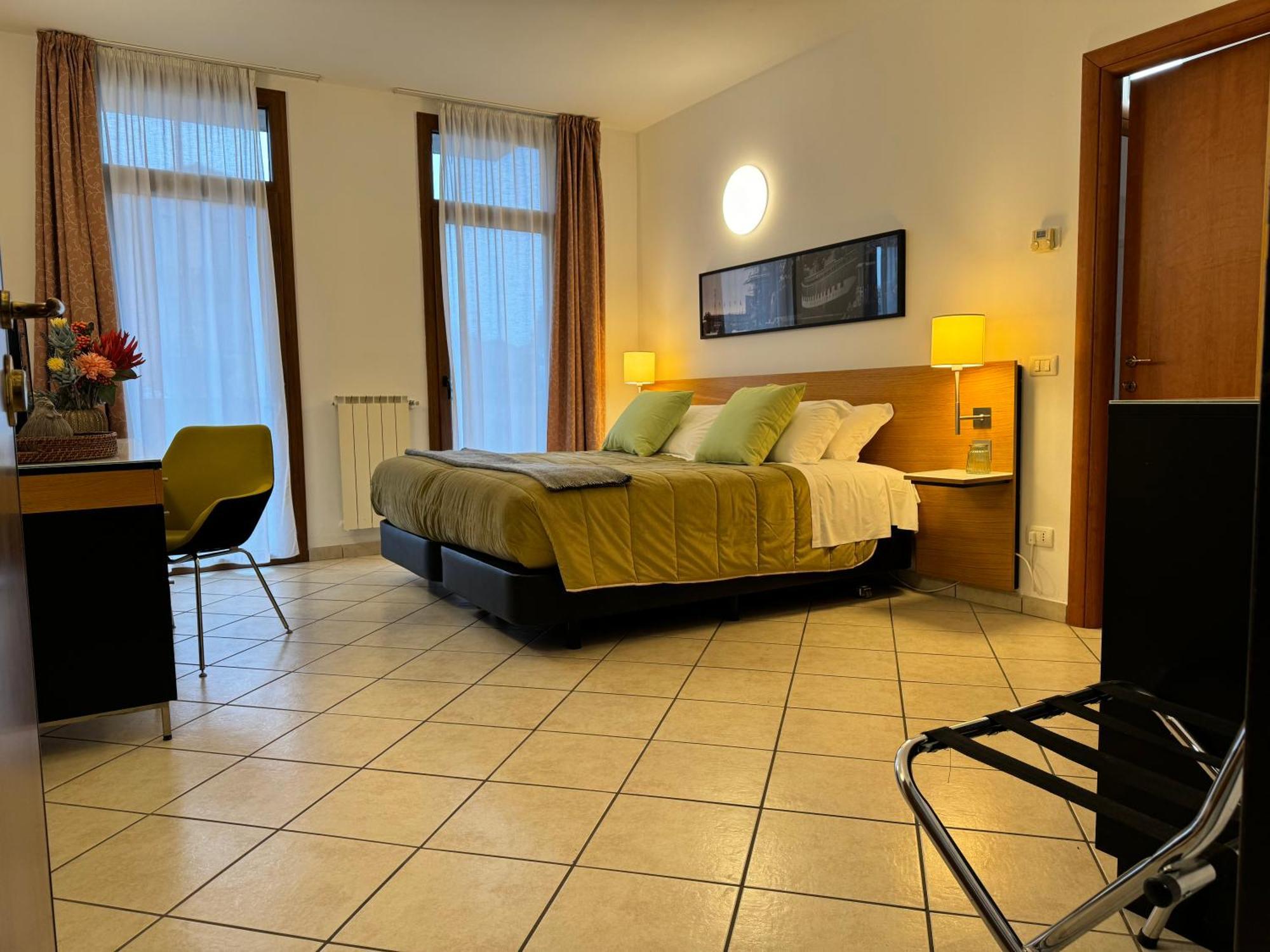 Residence Malpensa 索马伦巴多 外观 照片
